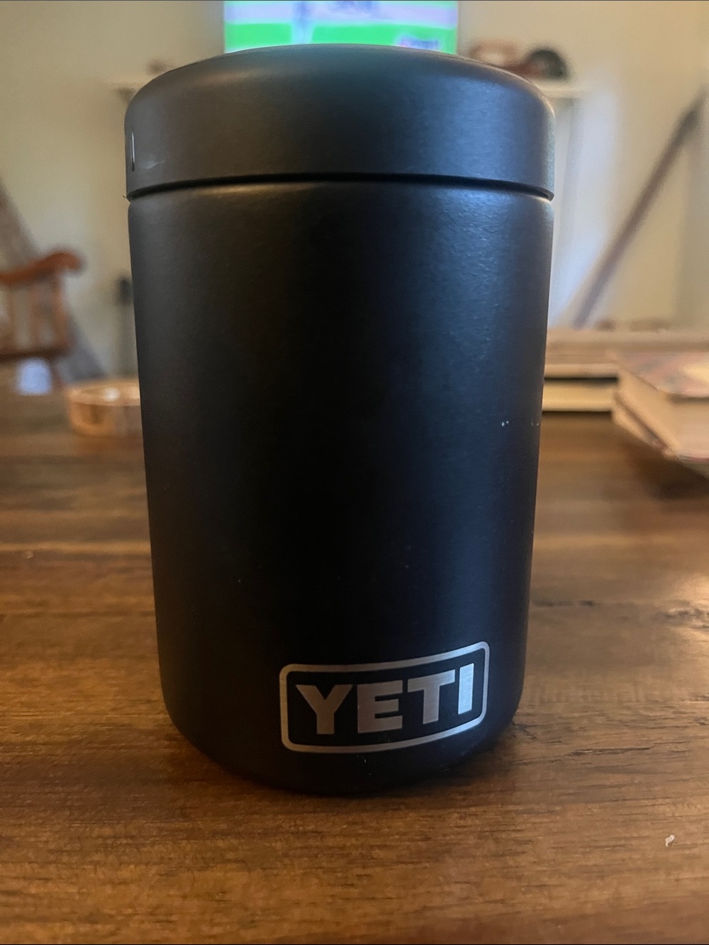 YETI Rambler 12 oz Black BPA Free Colster Can Insulator
